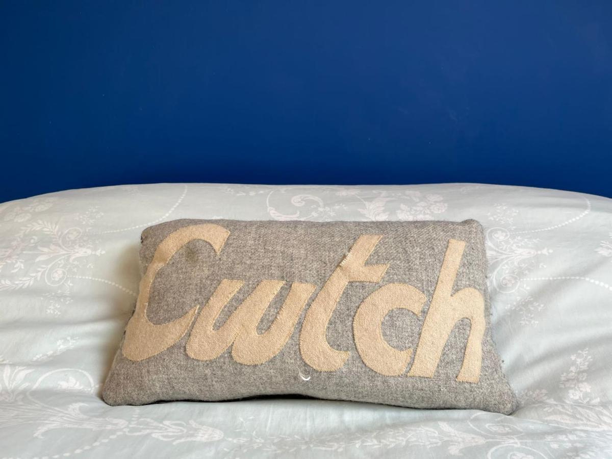 Stonecroft Cwtch Apartment Хавърфордуест Екстериор снимка